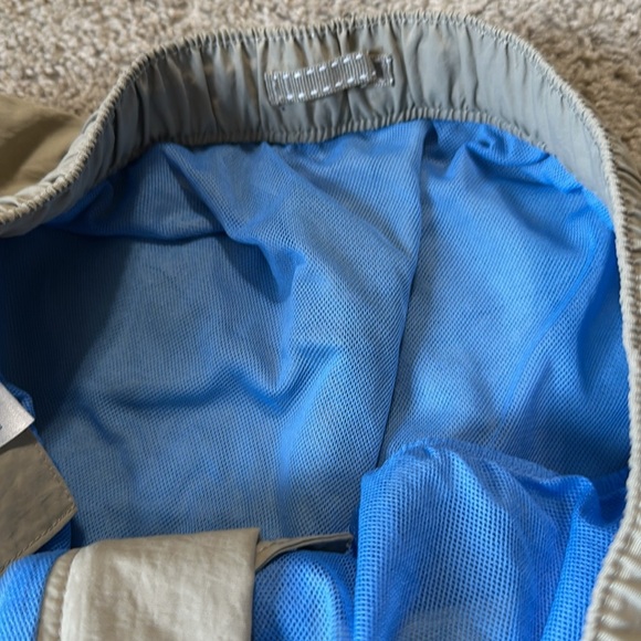 Lands End  Men’s Khaki Swim trunks Medium - Picture 4 of 6